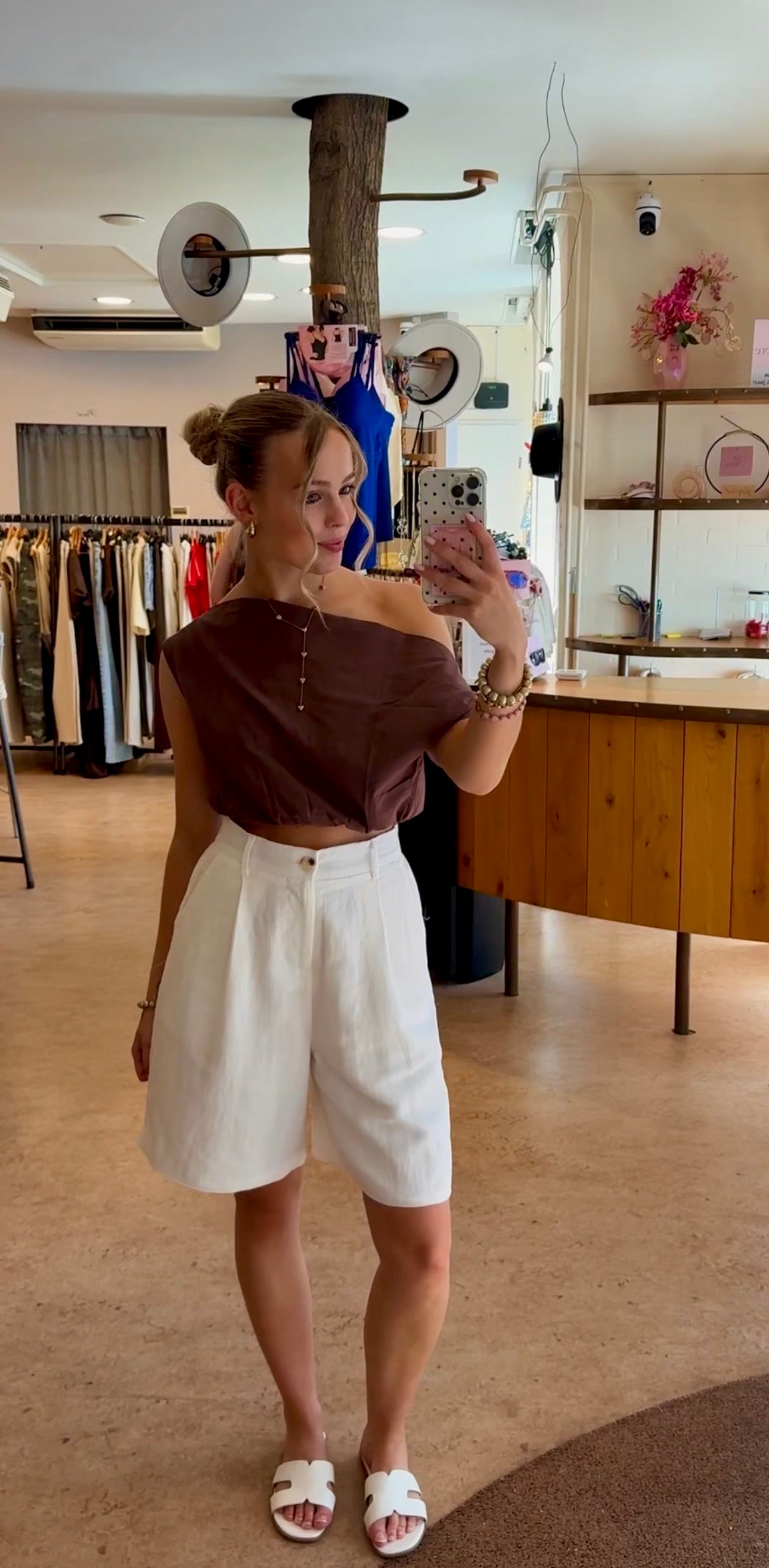 Kiki offshoulder top - bruin