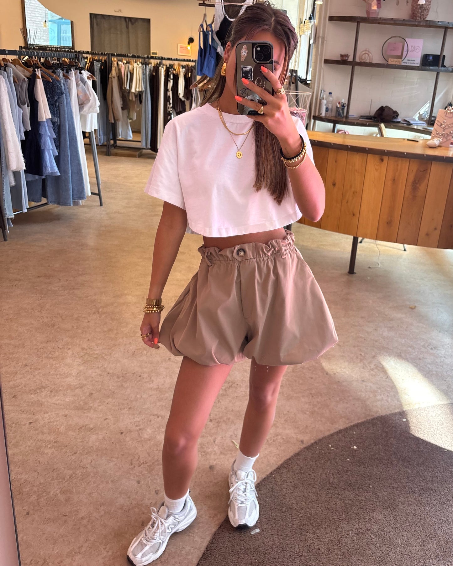 Balloon short taupe