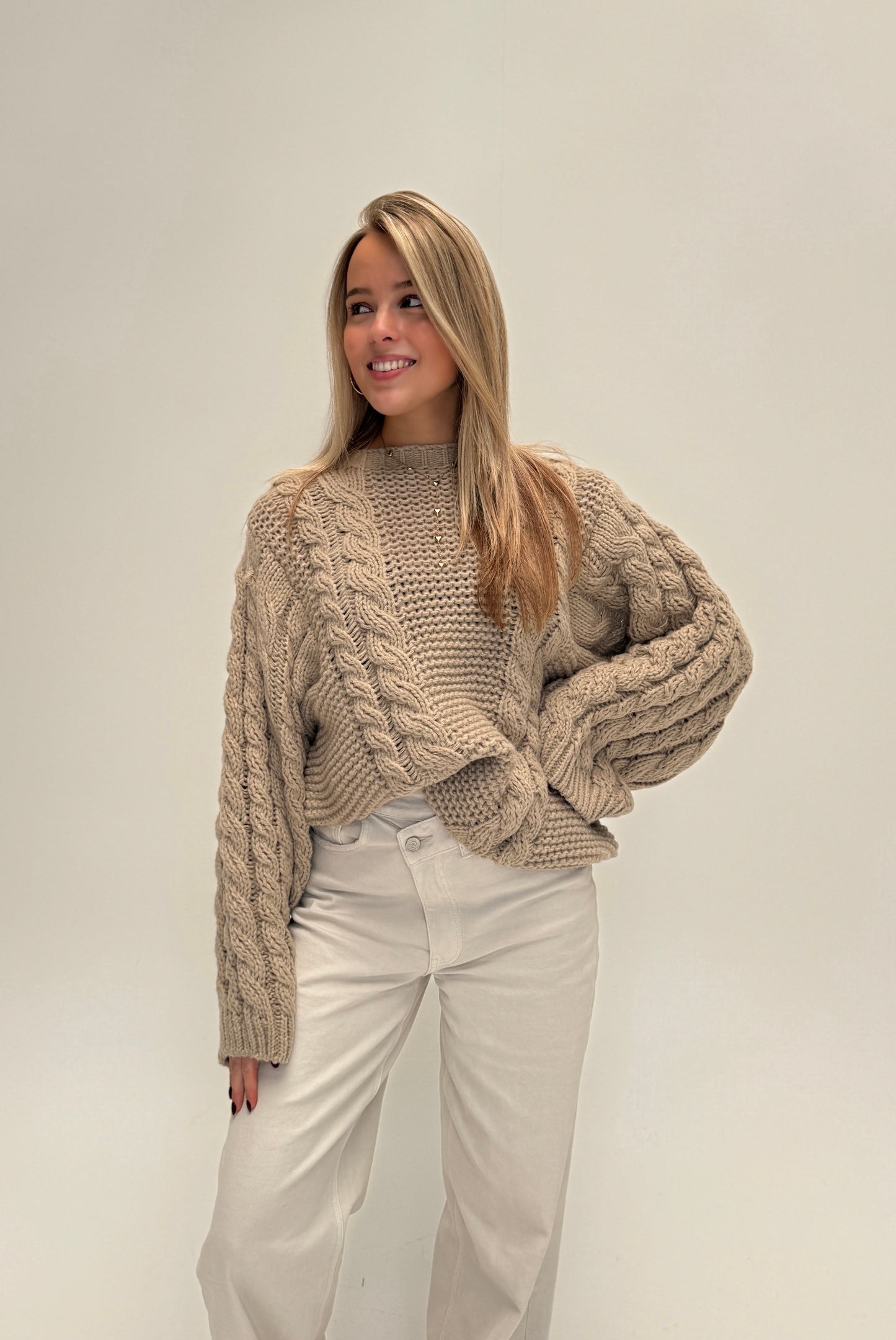 Lauren kabel knit taupe