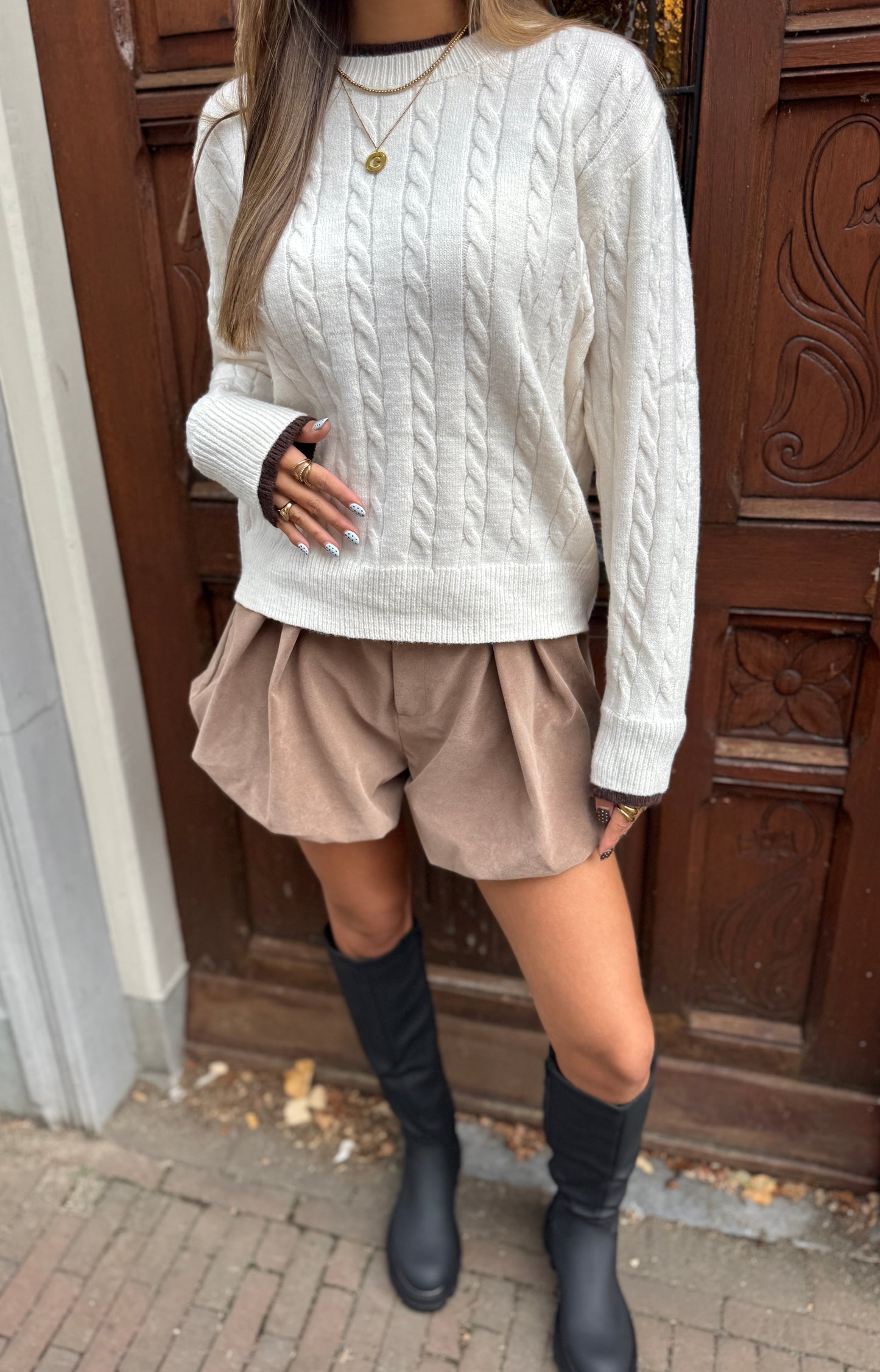 Balloon suede short