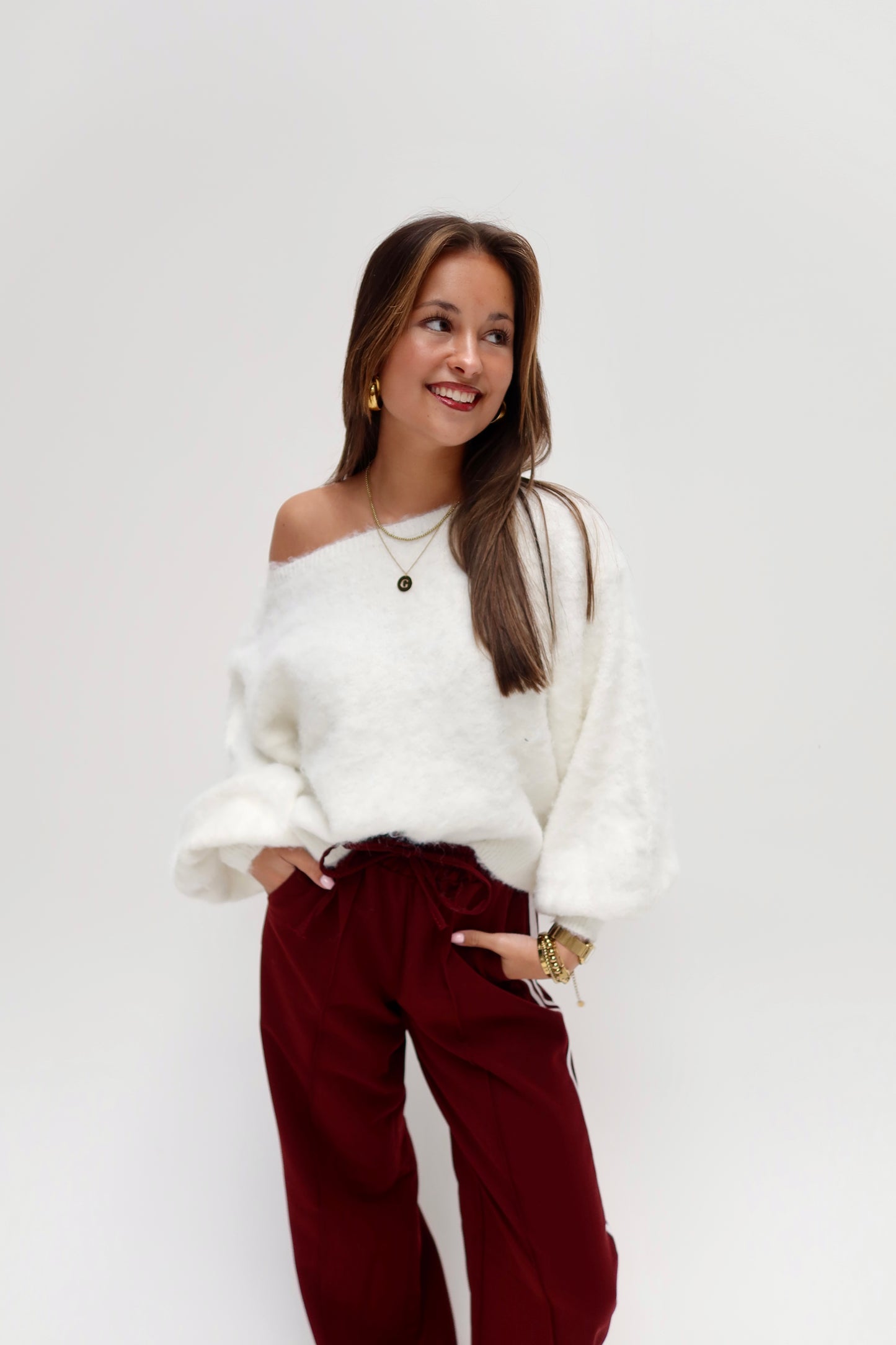 Quinty offshoulder knit - wit