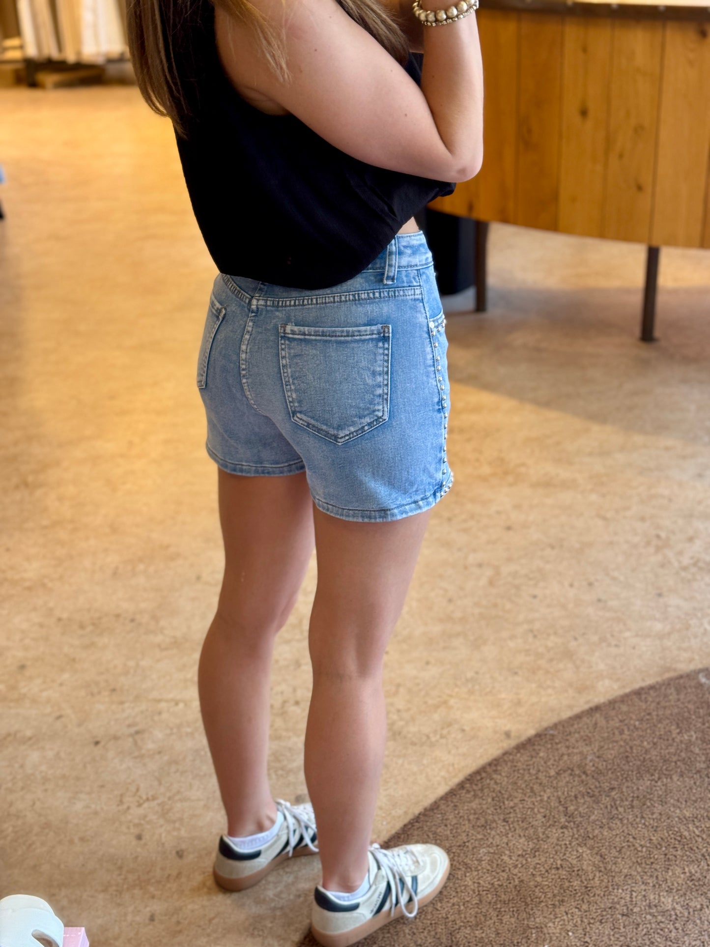 Puck denim skort (34 t/m 40 PRE-ORDER)