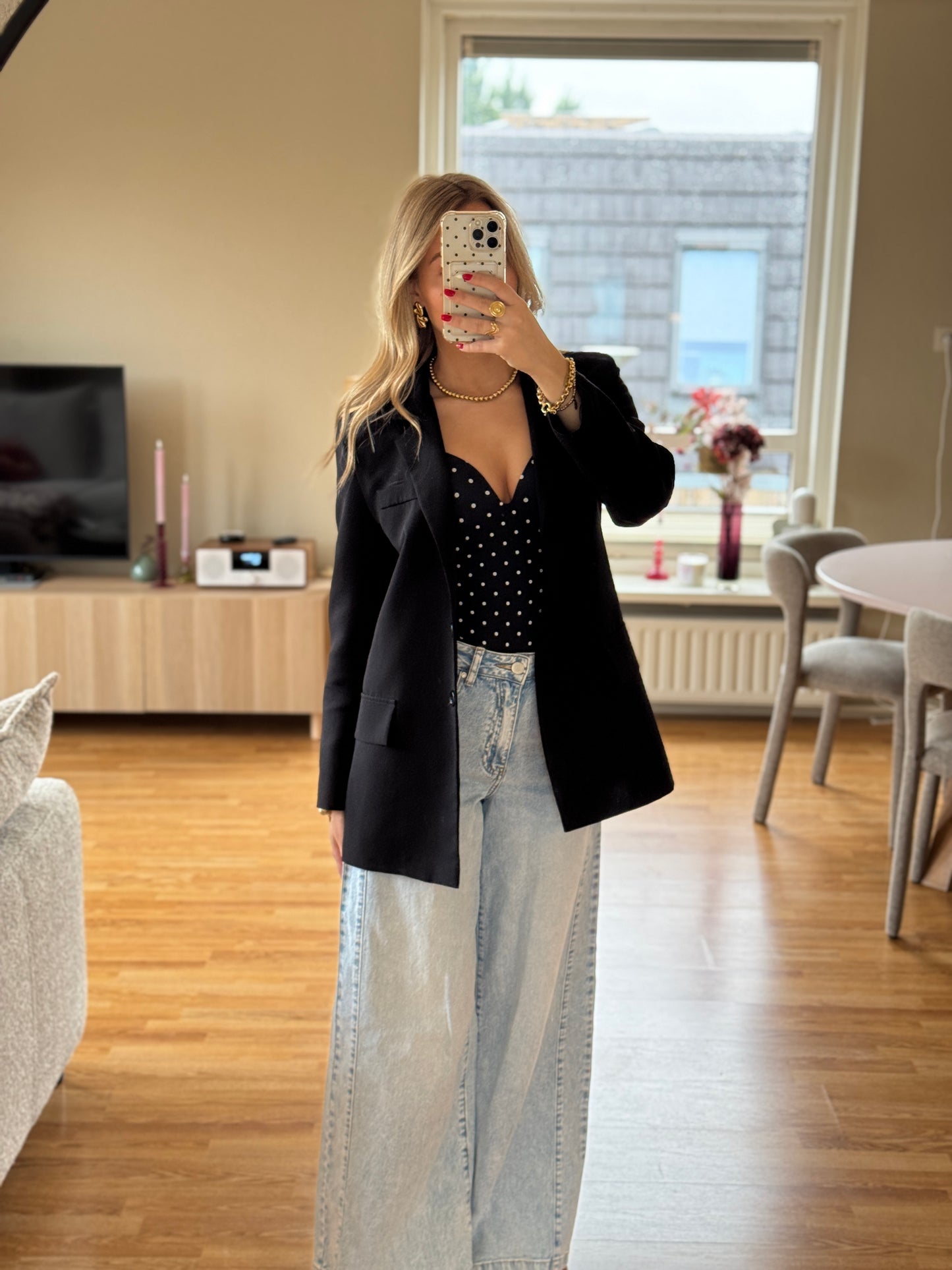 Polka dot shaped body - zwart