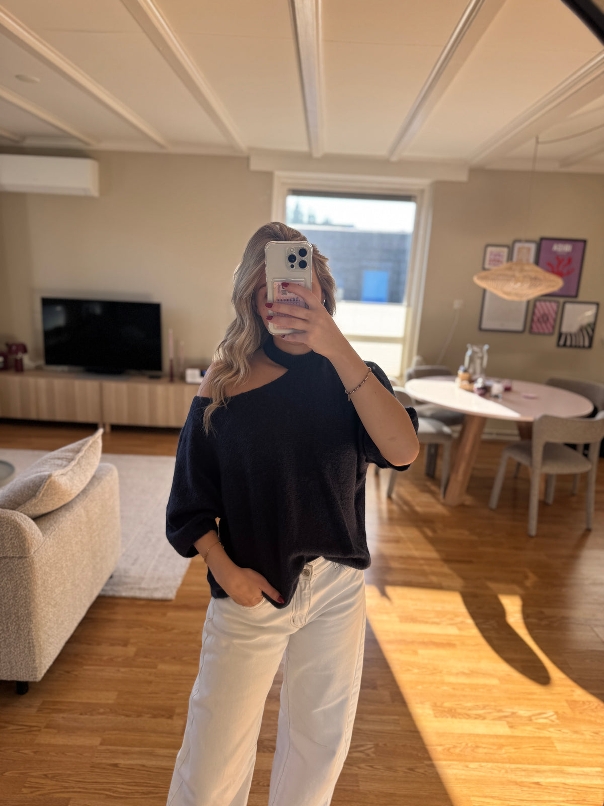 Cut out shoulder knit - navy