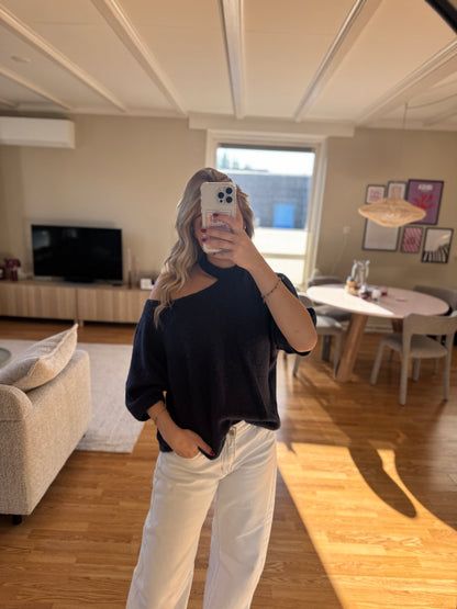 Cut out shoulder knit - navy