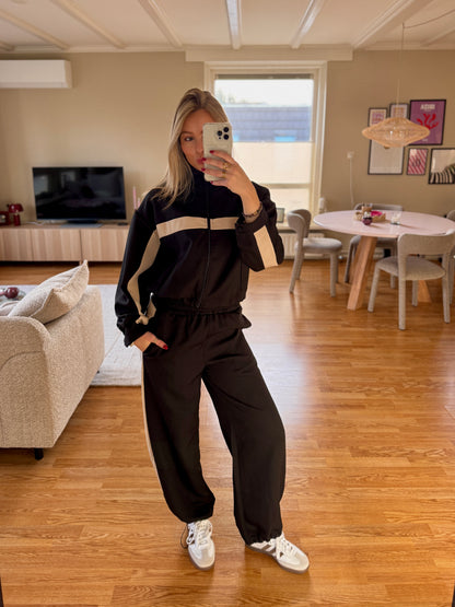 Jill tracksuit - zwart