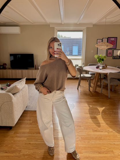 Cut out shoulder knit - taupe