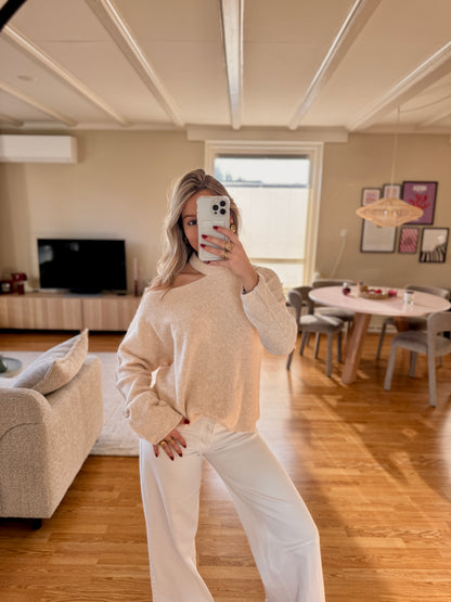 Cut out shoulder knit long - beige