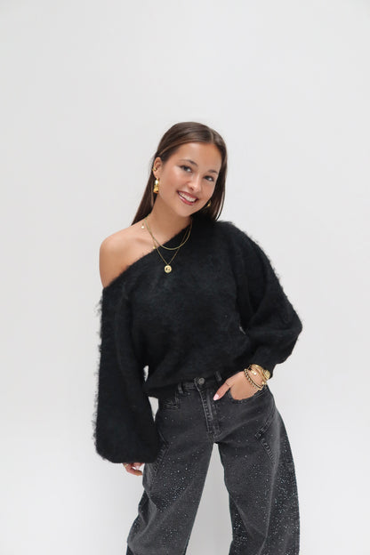 Quinty offshoulder knit - zwart