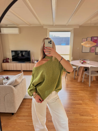 Cut out shoulder knit - appeltjesgroen