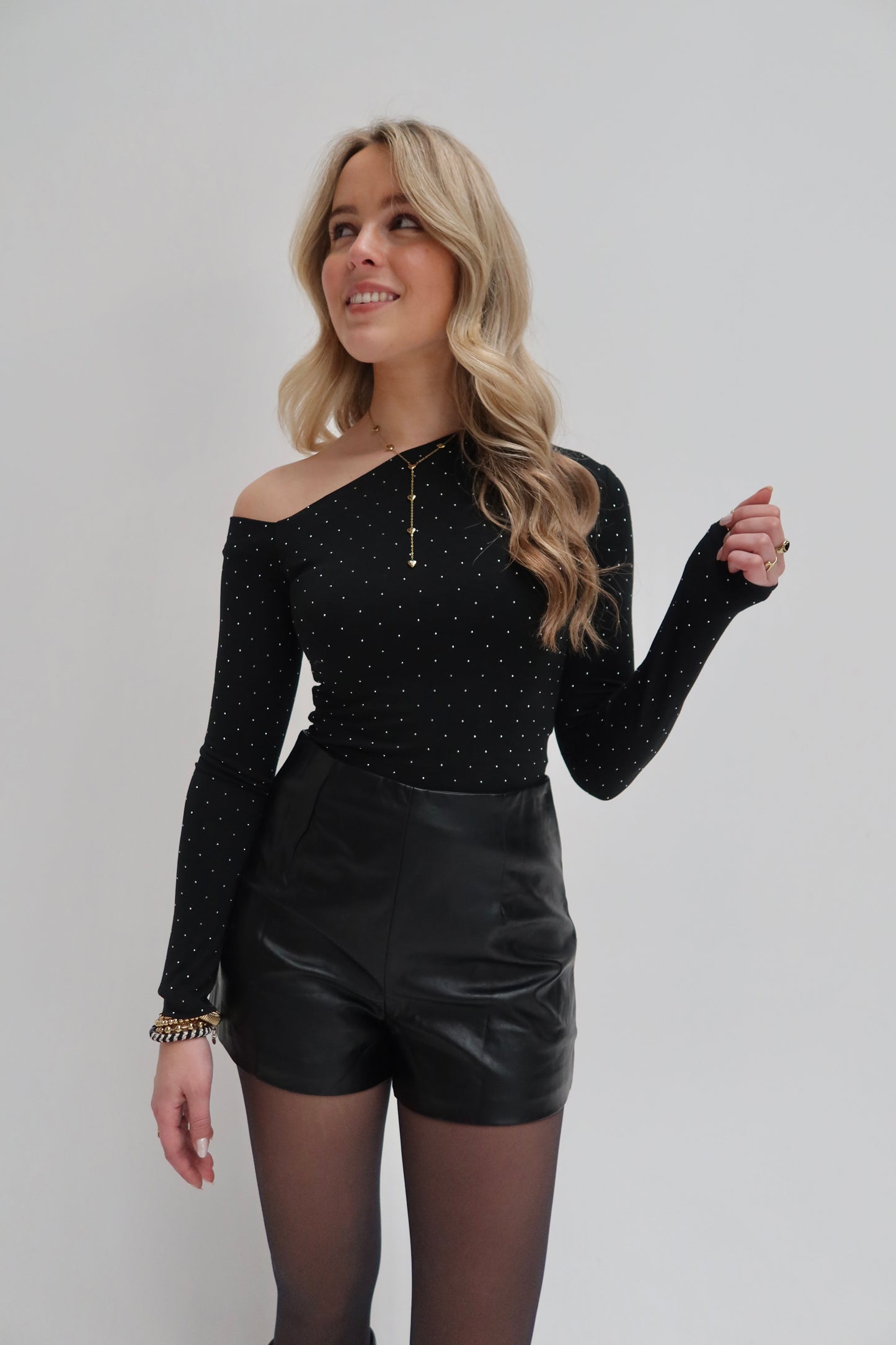 Leatherlook short - zwart