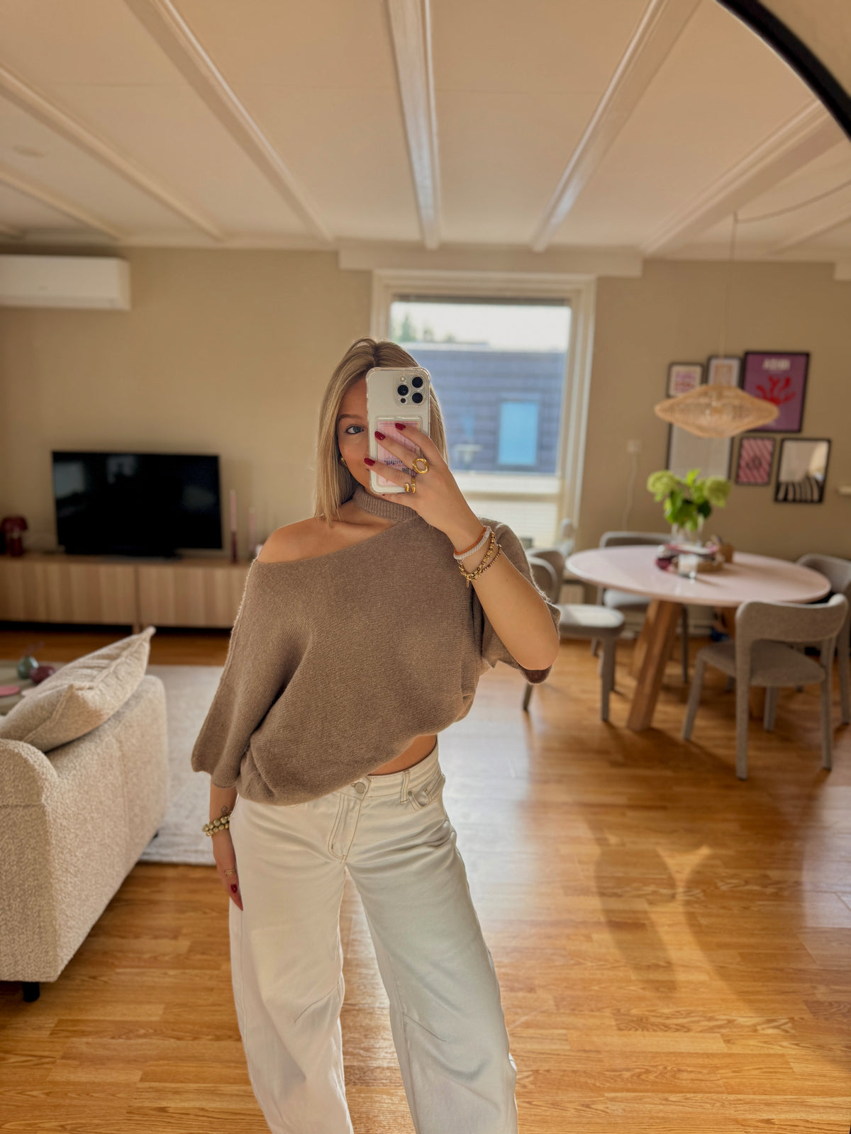 Cut out shoulder knit - taupe