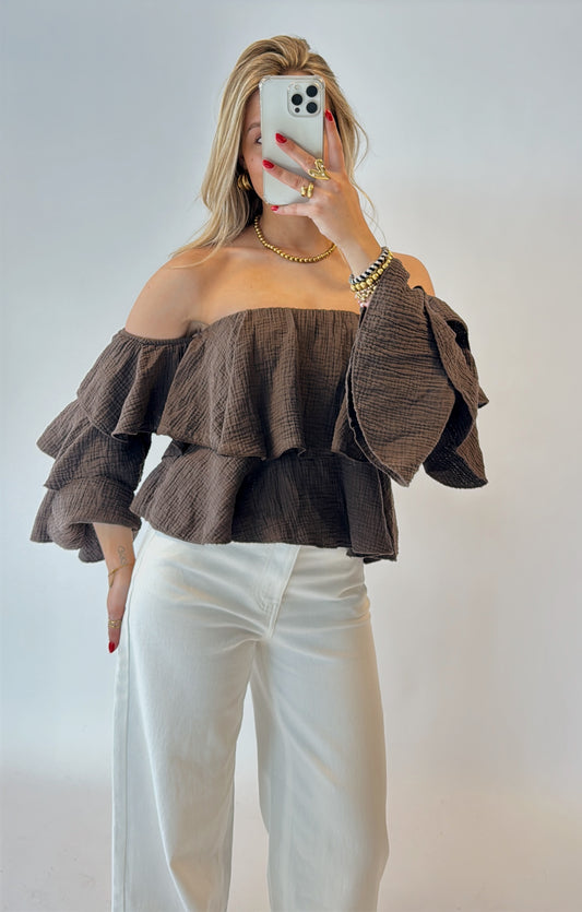 Ruffle off shoulder top - bruin