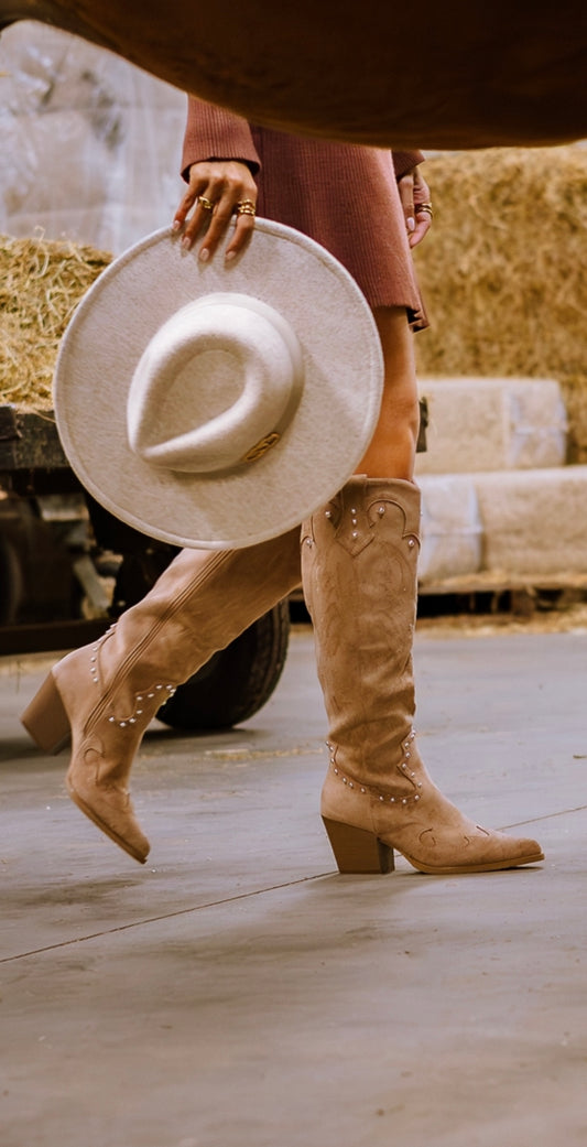 Western cowboy boots - beige