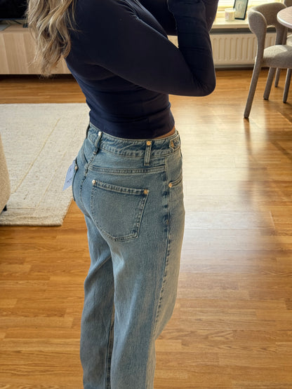 Straight leg jeans Queenhearts - blauw