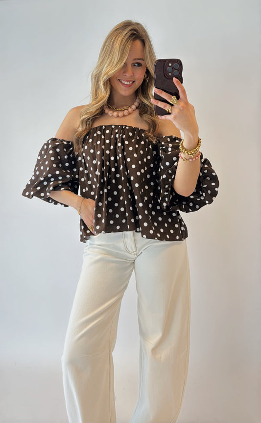 Off-shoulder polka dot top - bruin
