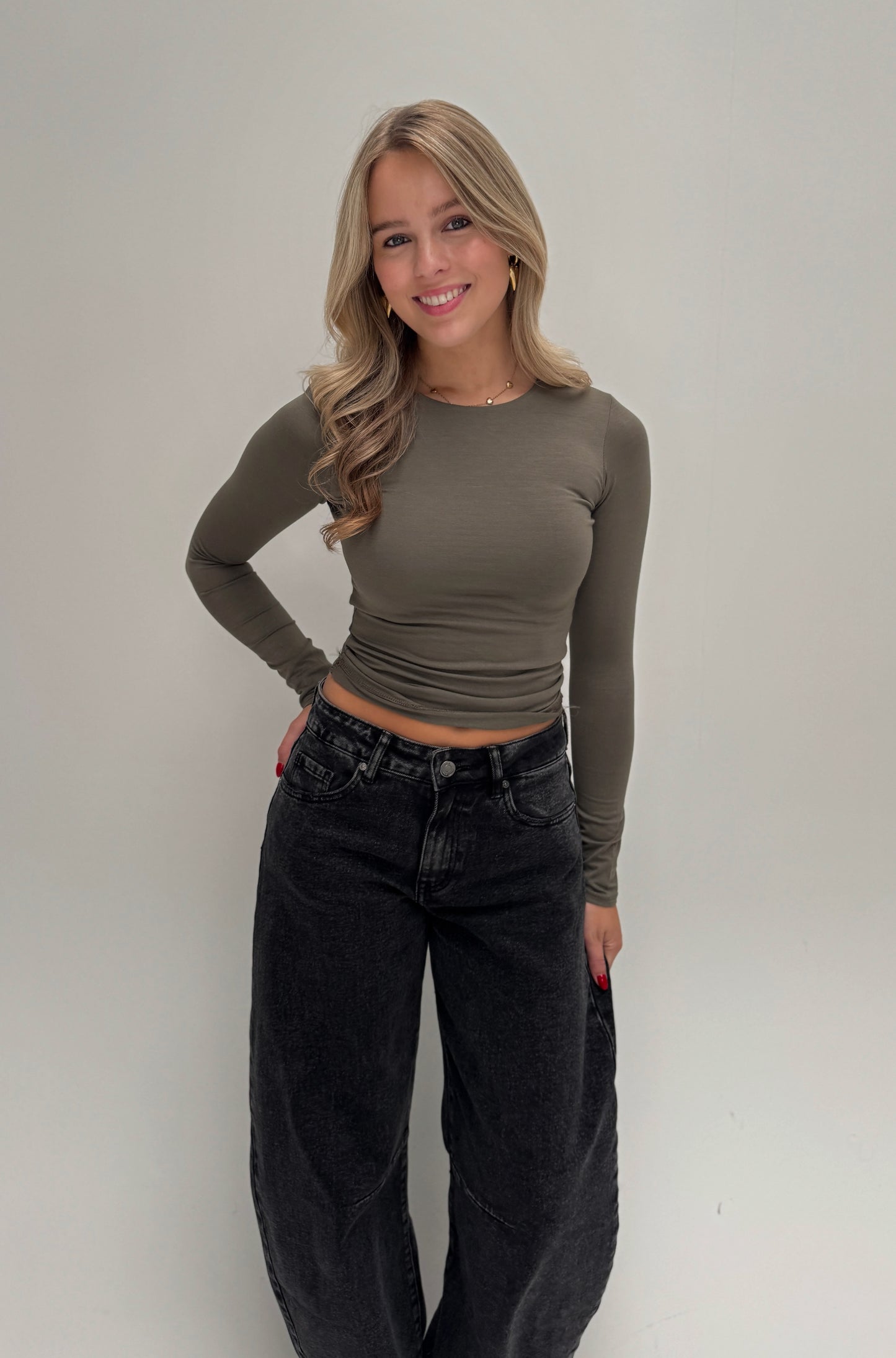 By Izi top longsleeved - olijfgroen