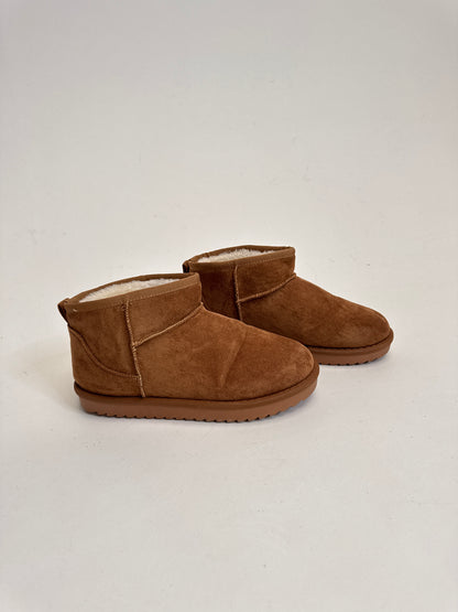 Uggies - camel