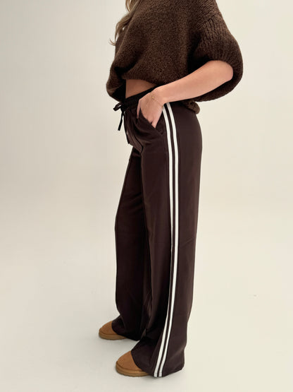 Ella jogger - striped brown