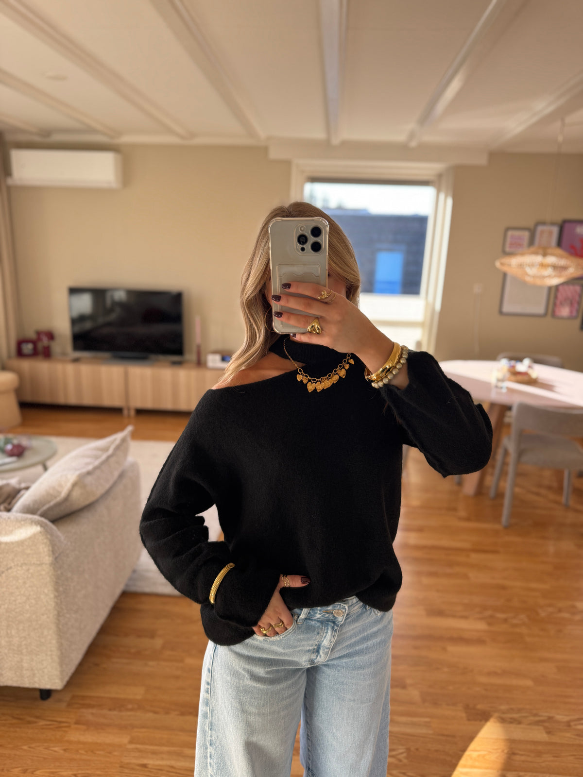 Cut out shoulder knit long - zwart